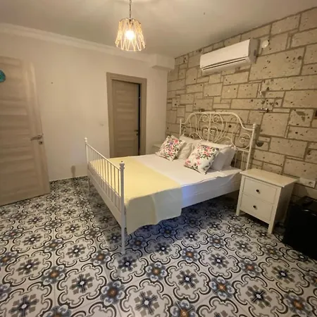 מלון Kerii Alacati Butik Otel *
