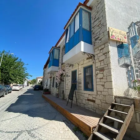 Kerii Alacati Butik Otel Ildiri